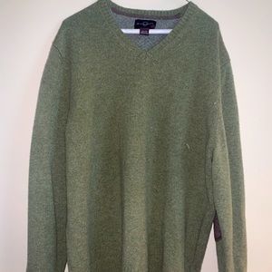 Men’s Black And Brown beautiful green sweatshirt!